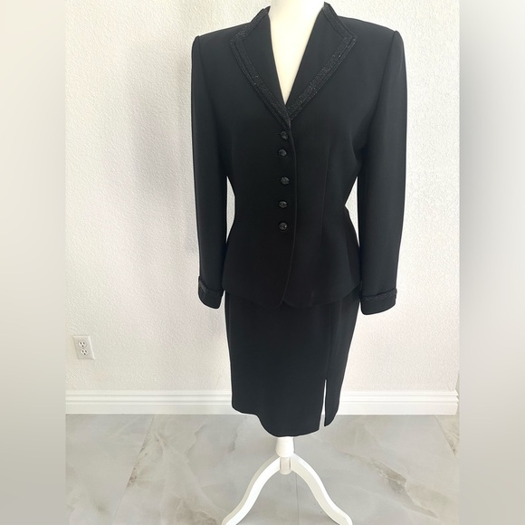 Elegant Kasper Black Women's Blazer with Beaded Trim Suit Set - Picture 1 of 8
